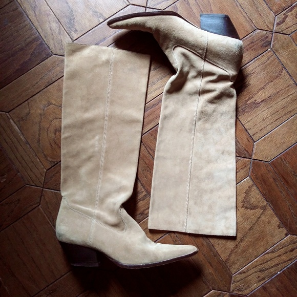 ❌❌Sold❌❌ {Michael Kors} Avery Suede Slouchy Boots - Picture 2 of 8